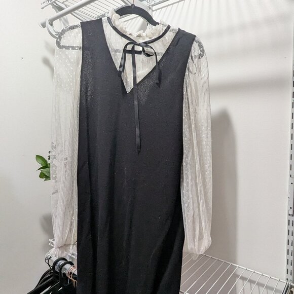English style dress - Picture 1 of 2